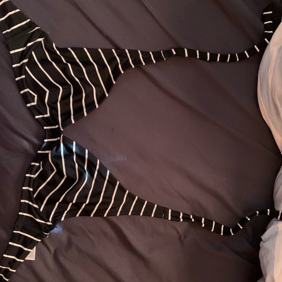 Old Navy swim suit top - Picture 2 of 3